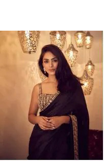 Mrunal Thakur in Narayan Jewellers Jewellery for Diwali Celebrations