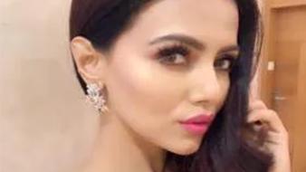 Sana Khan in Narayan Jewellers earrings at an event in Mumbai.